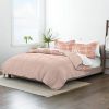 Full/Queen Size 3-Piece Reversible Scalloped Edges Microfiber Quilt Set