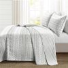 Full/Queen Scandinavian Reversible Cotton Quilt Set