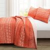 King size Scandinavian Chevron Reversible Cotton Quilt Set